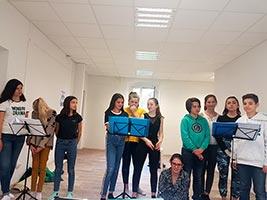 Cours ateliers de théâtre pour adolescents à Toulon - Les Petits Bouts de Chemins